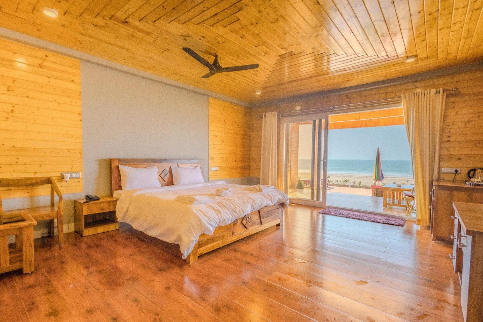 The O2H Agonda Beach Resort Esterno foto